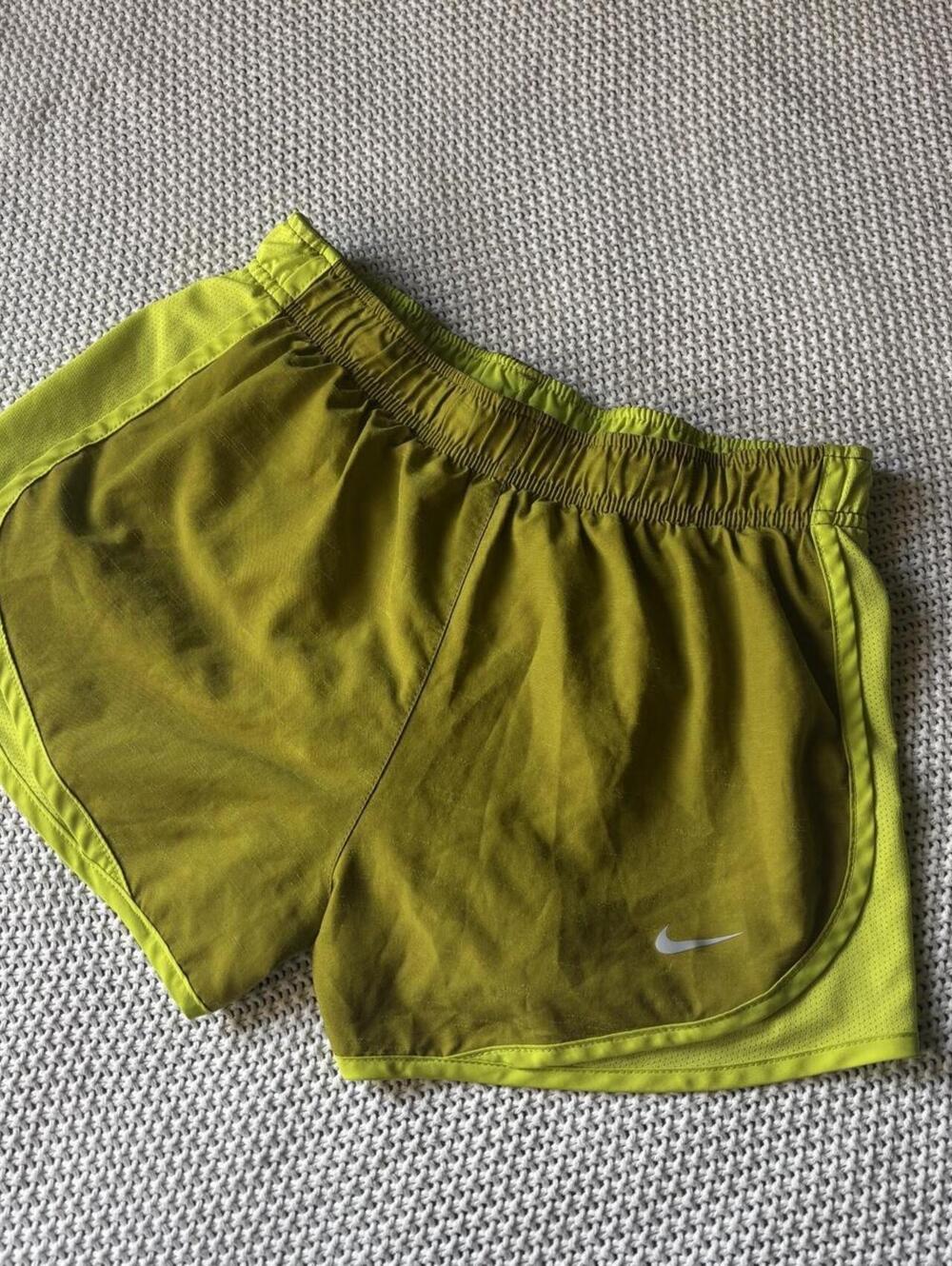 nike green running dri fit shorts sz small